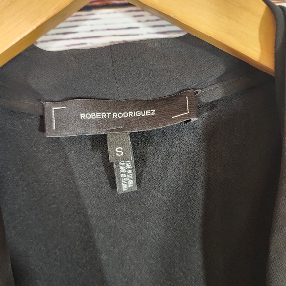 Robert Rodriguez V Neck Draped Layerd Dress - Picture 5 of 8